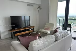 121 NE 34th St, Miami, FL 33137 - Photo 9