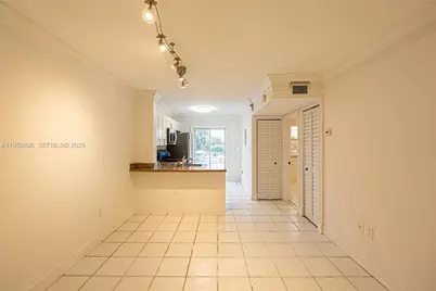 2575 SW 27th Ave #308, Miami, FL 33133 - Photo 5