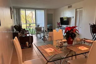 9761 NW 49th Terrace, Doral, FL 33178 - Photo 7