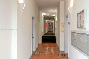 802 Euclid Ave, Miami Beach, FL 33139 - Photo 3