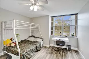 9451 Live Oak Pl, Davie, FL 33324 - Photo 37