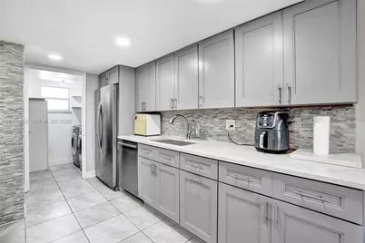 9451 Live Oak Pl #102, Davie, FL 33324 - Photo 59