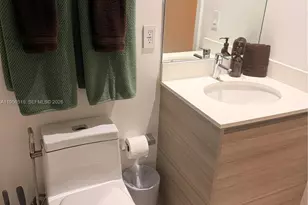 121 NE 34th St, Miami, FL 33137 - Photo 21