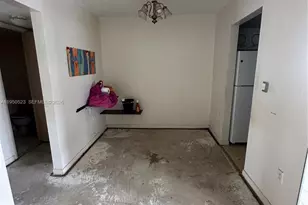 13500 NE 3rd Ct, North Miami, FL 33161 - Photo 3