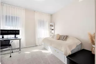 2121 S Appleton Cir S, Oakland Park, FL 33309 - Photo 13