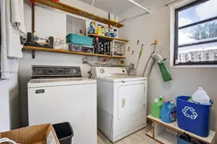 160 NW 34th St, Oakland Park, FL 33309 - Photo 23