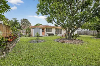 160 NW 34th St, Oakland Park, FL 33309 - Photo 25