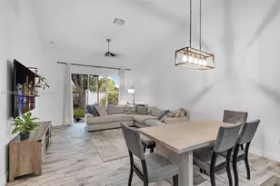 7980 S Aragon Blvd, Sunrise, FL 33322 - Photo 5