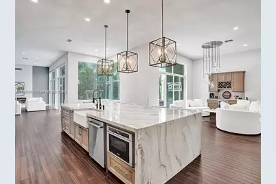 2496 Eagle Run Dr, Weston, FL 33327 - Photo 7