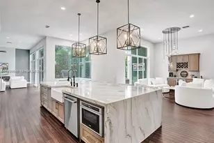 2496 Eagle Run Dr, Weston, FL 33327 - Photo 7