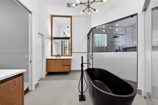 2496 Eagle Run Dr, Weston, FL 33327 - Photo 17