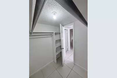 430 Commodore Dr #104, Plantation, FL 33325 - Photo 9