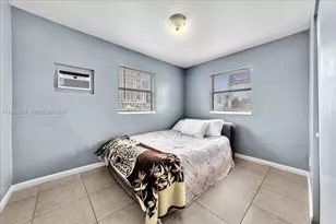 365 NW 8th St, Miami, FL 33136 - Photo 9