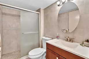 20505 E Country Club Dr, Aventura, FL 33180 - Photo 39