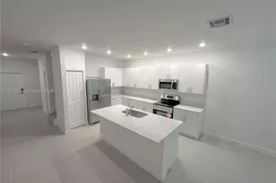 14804 SW 162nd St, Miami, FL 33187 - Photo 3