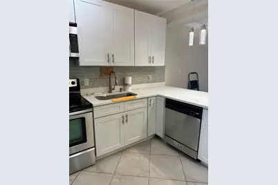 2731 NE 14th St Cswy #205, Pompano Beach, FL 33062 - Photo 11