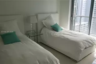 1111 SW 1st Ave, Miami, FL 33130 - Photo 11