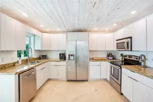 12515 Palm Rd, North Miami, FL 33181 - Photo 9