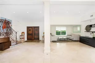 12515 Palm Rd, North Miami, FL 33181 - Photo 7