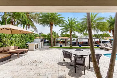 12515 Palm Rd, North Miami, FL 33181 - Photo 37