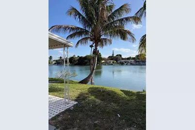 1058 SW 2nd St #1058, Hallandale Beach, FL 33009 - Photo 1