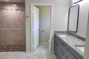 8038 Sunrise Cir, Labelle, FL 33935 - Photo 7