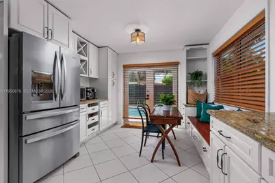 3627 NE 19th Ave, Oakland Park, FL 33308 - Photo 13