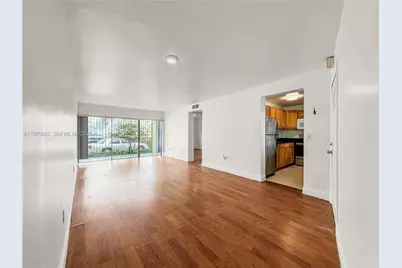 520 NE 38th St #9, Miami, FL 33137 - Photo 3