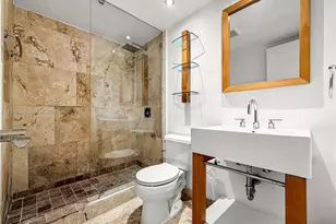 520 NE 38th St, Miami, FL 33137 - Photo 15