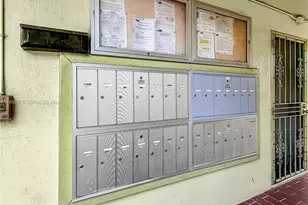 520 NE 38th St, Miami, FL 33137 - Photo 25