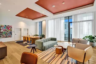 11 NE 6th St, Miami, FL 33132 - Photo 25