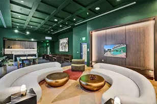 11 NE 6th St, Miami, FL 33132 - Photo 33