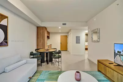 11 NE 6th Street #712, Miami, FL 33132 - Photo 59