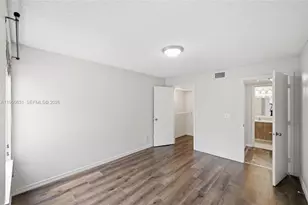 437 Vista Isles Dr, Sunrise, FL 33325 - Photo 25