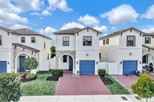 10966 W 35th Way, Hialeah, FL 33018 - Photo 1