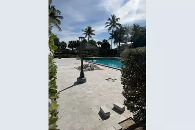 2401 Collins Ave #1103, Miami Beach, FL 33140 - Photo 35