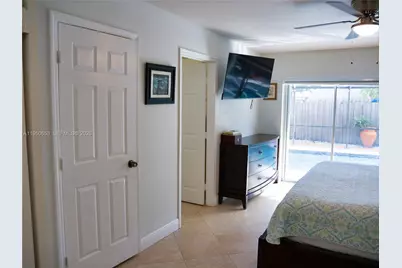 9420 SW 212th Terrace, Cutler Bay, FL 33189 - Photo 5