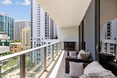 1010 Brickell Ave #1404, Miami, FL 33131 - Photo 15