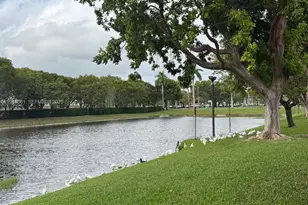 200 SW 117th Terrace, Pembroke Pines, FL 33025 - Photo 11