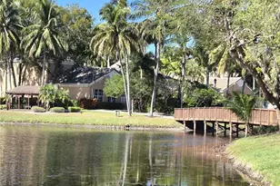 3854 E Lyons Rd, Coconut Creek, FL 33073 - Photo 29