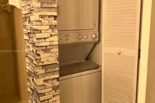 1750 N Bayshore Dr, Miami, FL 33132 - Photo 15