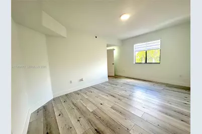 9340 Fontainebleau Blvd #406, Miami, FL 33172 - Photo 13