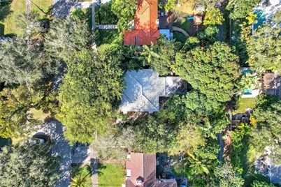 25 NW 104th St, Miami Shores, FL 33150 - Photo 31