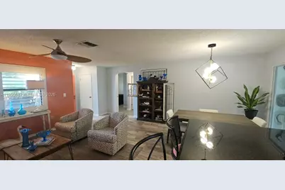 319 Grove, Avon Park, FL 33825 - Photo 3