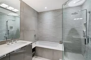 2370 Bayview Ln, North Miami, FL 33181 - Photo 25