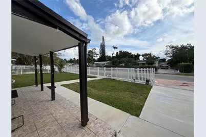 1011 NE 212th Ter, Miami, FL 33179 - Photo 7