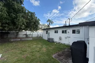 1011 NE 212th Terrace, Miami, FL 33179 - Photo 27