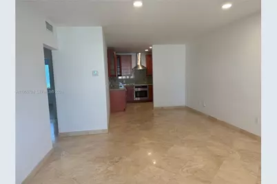 8435 Crespi Blvd #5, Miami Beach, FL 33141 - Photo 7