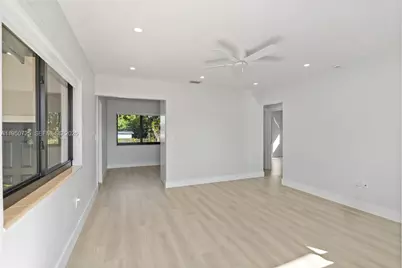 811 NW 115th St, Miami, FL 33168 - Photo 7