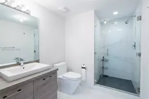 400 Sunny Isles Blvd, Sunny Isles Beach, FL 33160 - Photo 21
